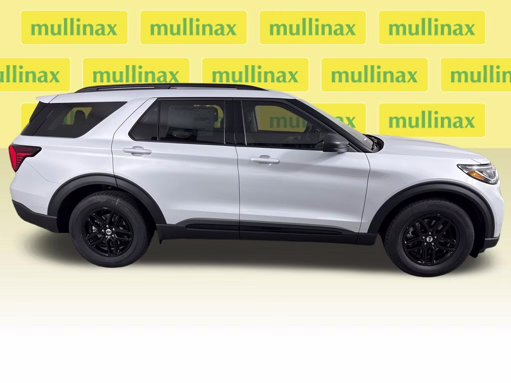 2026 Space White Metallic Ford Explorer Active RWD SUV