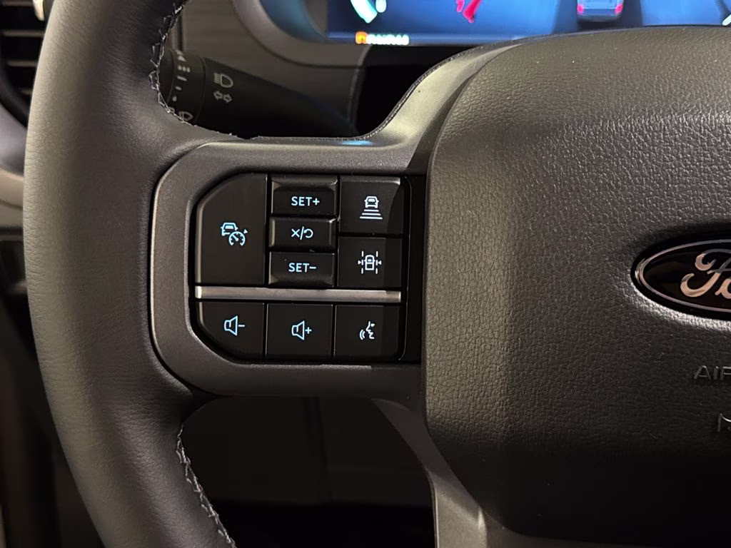2026 Avalanche Ford F-150 XLT RWD Truck