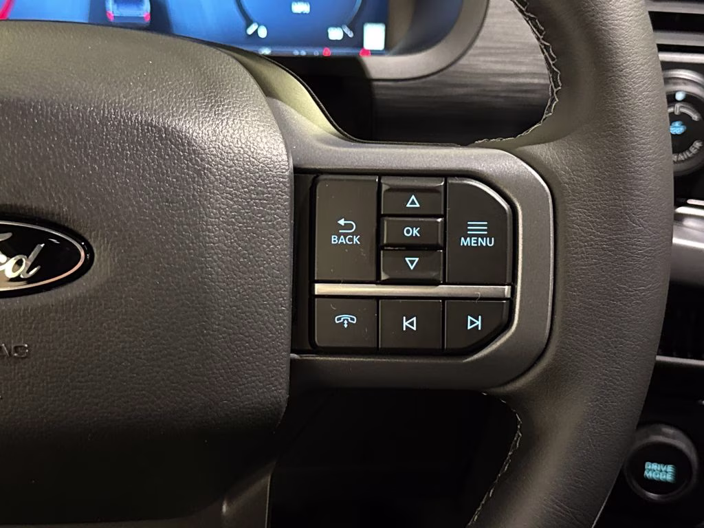 2026 Avalanche Ford F-150 XLT RWD Truck