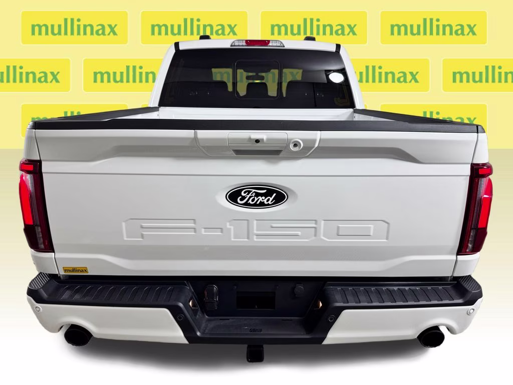 2026 Star White Metallic Tri-Coat Ford F-150 Lariat 4X4 Truck