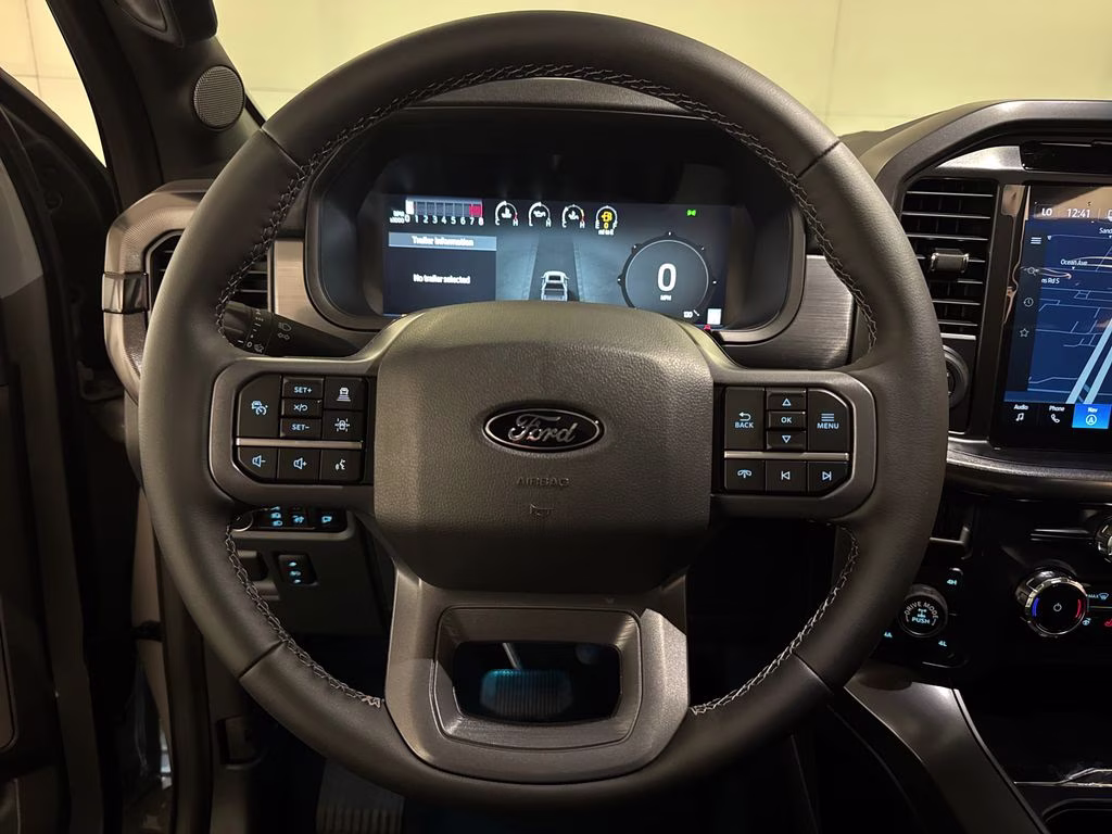 2026 Avalanche Ford F-150 Lariat 4X4 Truck