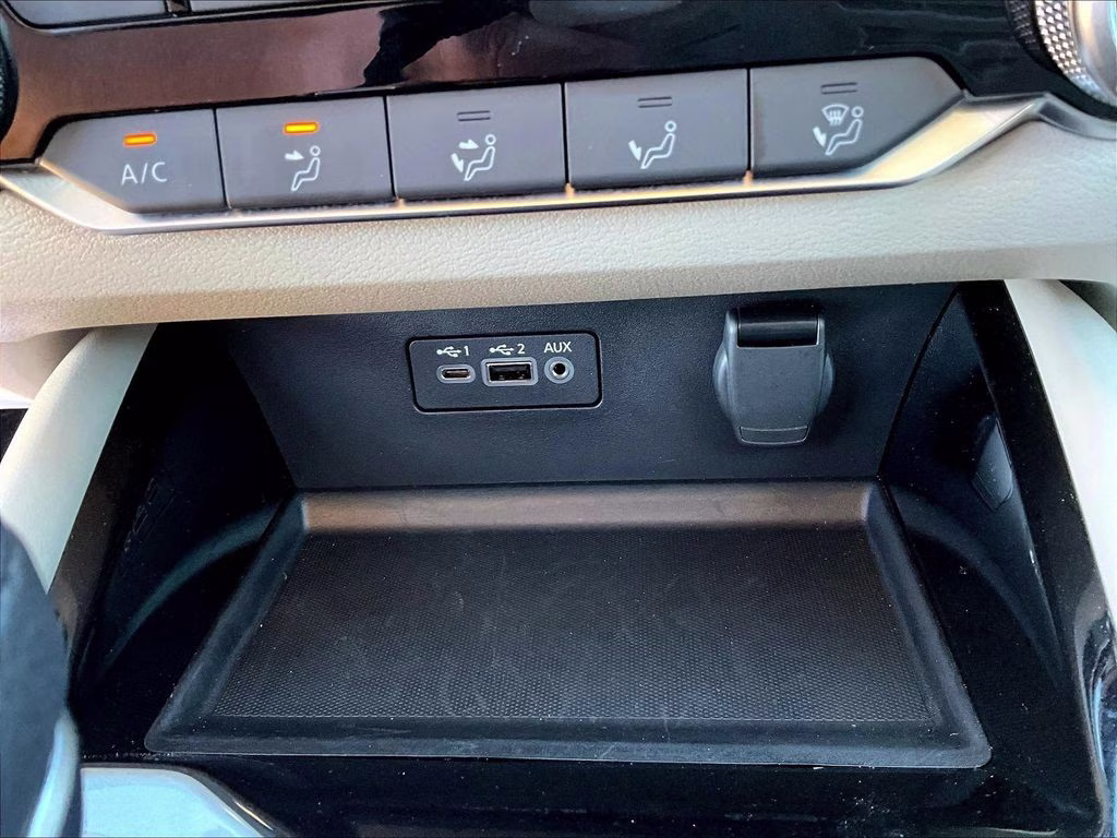 2023 Garnet Pearl Metallic Nissan Altima 2.5 SV AWD Sedan