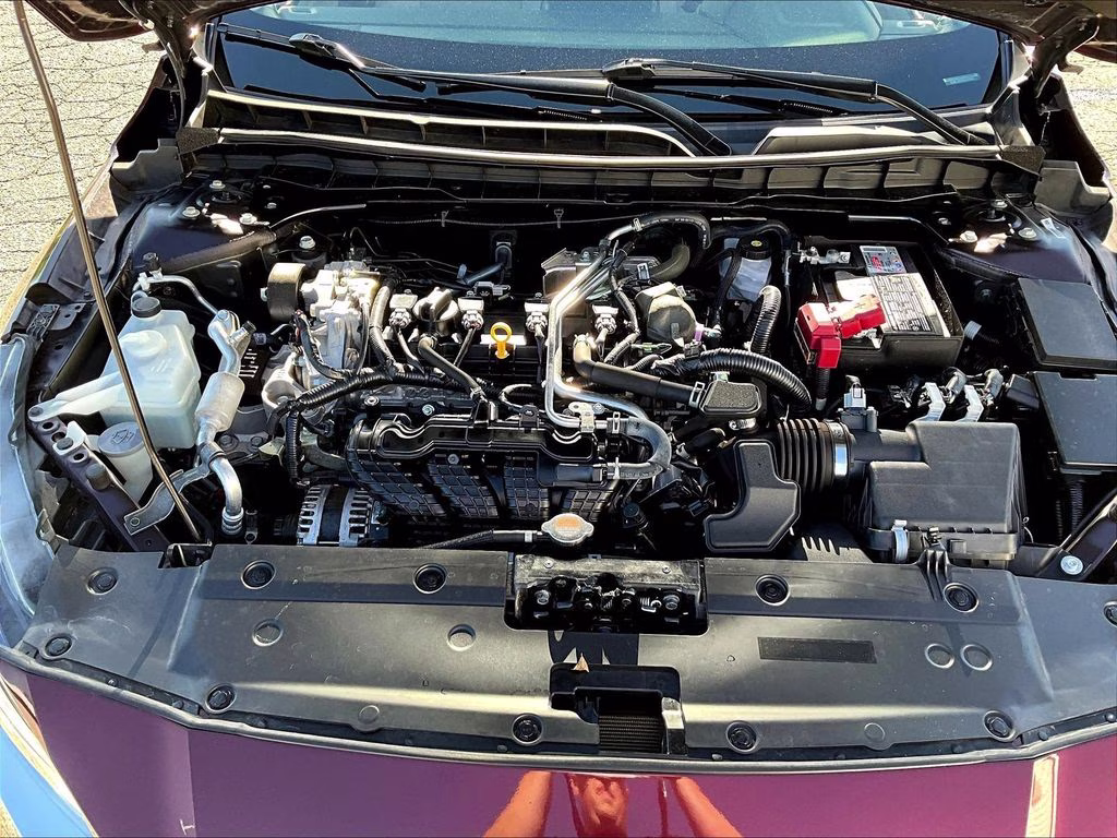 2023 Garnet Pearl Metallic Nissan Altima 2.5 SV AWD Sedan