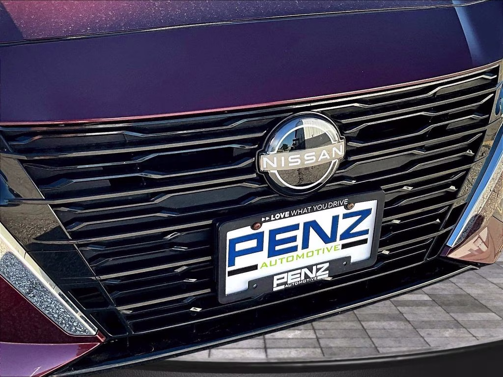 2023 Garnet Pearl Metallic Nissan Altima 2.5 SV AWD Sedan