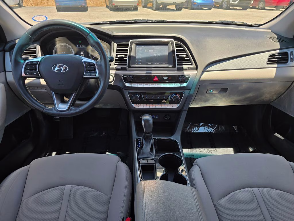 2018 Symphony Silver Hyundai Sonata SEL FWD Sedan