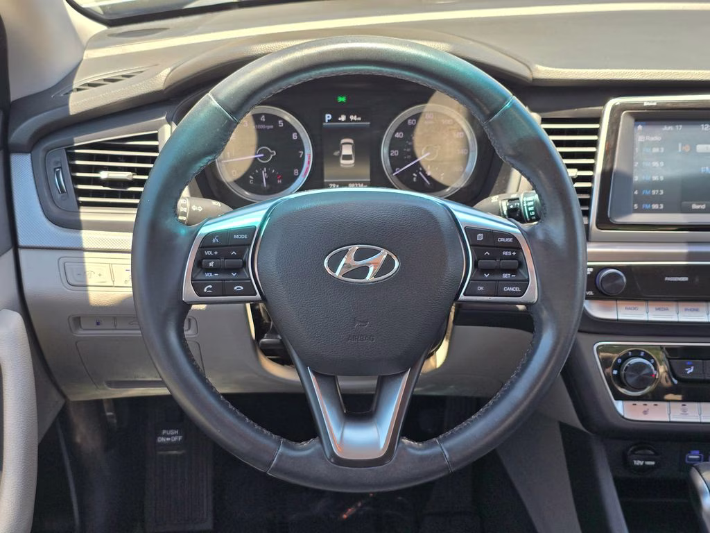 2018 Symphony Silver Hyundai Sonata SEL FWD Sedan