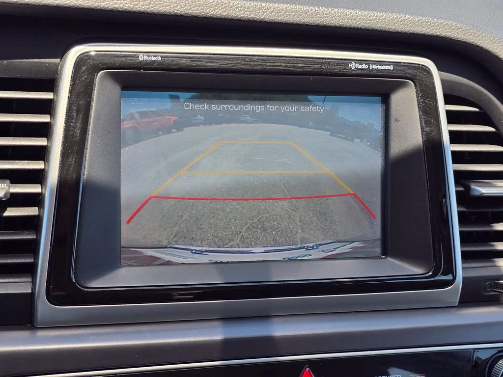 2018 Symphony Silver Hyundai Sonata SEL FWD Sedan