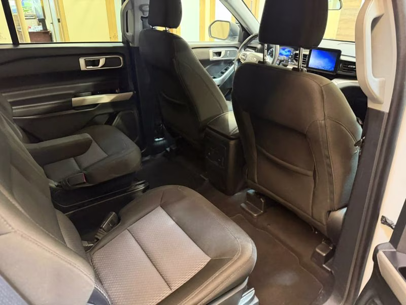 2024 Ford Explorer XLT Sport Utility 4D 4X4