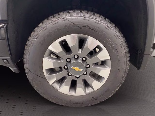 2026 Sterling Gray Metallic Chevrolet Silverado 2500HD Custom 4X4 Truck