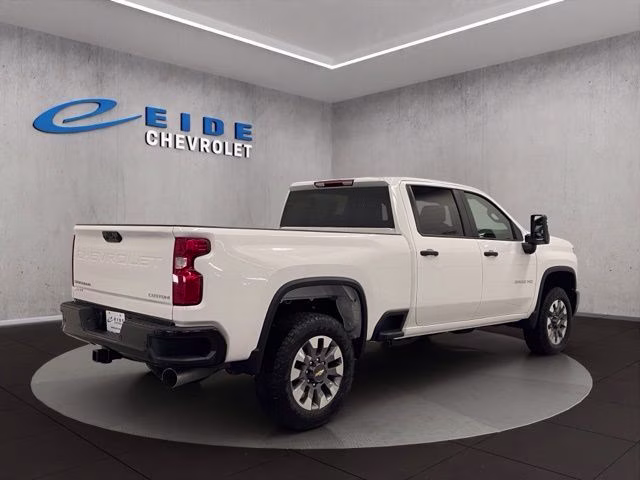 2026 Summit White Chevrolet Silverado 2500HD Custom 4X4 Truck