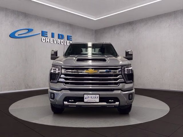 2026 Sterling Gray Metallic Chevrolet Silverado 2500HD High Country 4X4 Truck