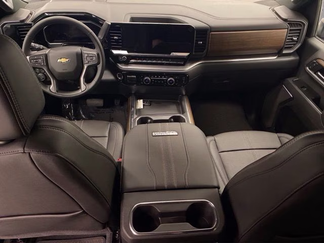 2026 Sterling Gray Metallic Chevrolet Silverado 2500HD High Country 4X4 Truck