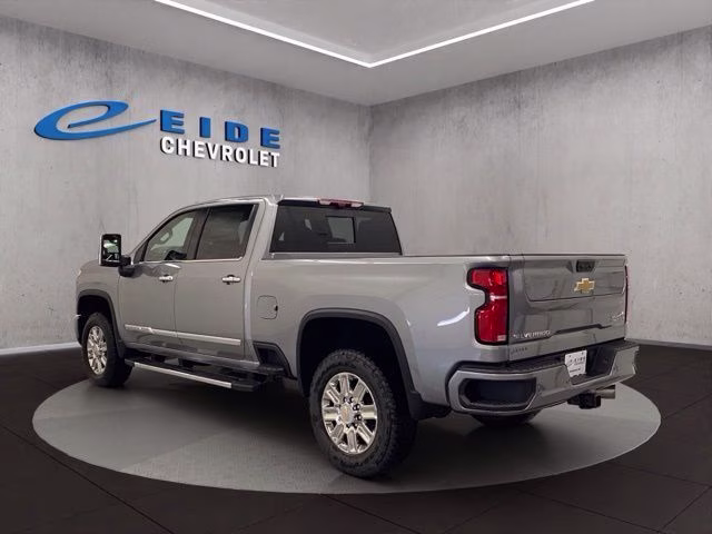 2026 Sterling Gray Metallic Chevrolet Silverado 2500HD High Country 4X4 Truck