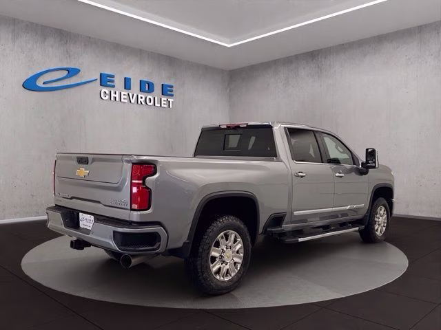 2026 Sterling Gray Metallic Chevrolet Silverado 2500HD High Country 4X4 Truck