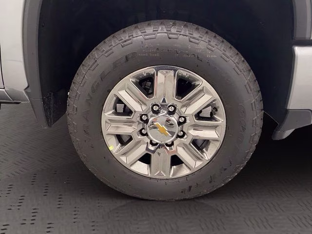 2026 Sterling Gray Metallic Chevrolet Silverado 3500HD High Country 4X4 Truck