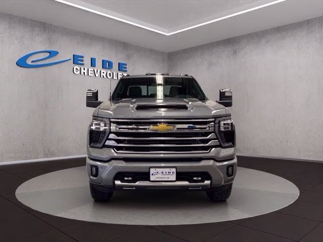 2026 Sterling Gray Metallic Chevrolet Silverado 3500HD High Country 4X4 Truck