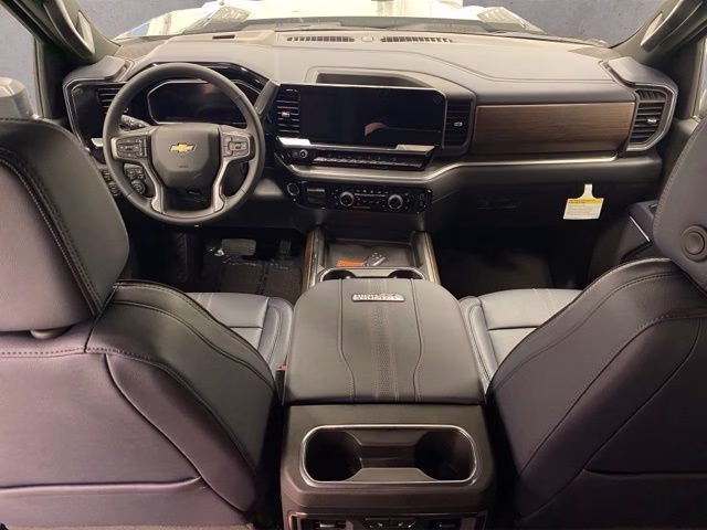 2026 Sterling Gray Metallic Chevrolet Silverado 3500HD High Country 4X4 Truck