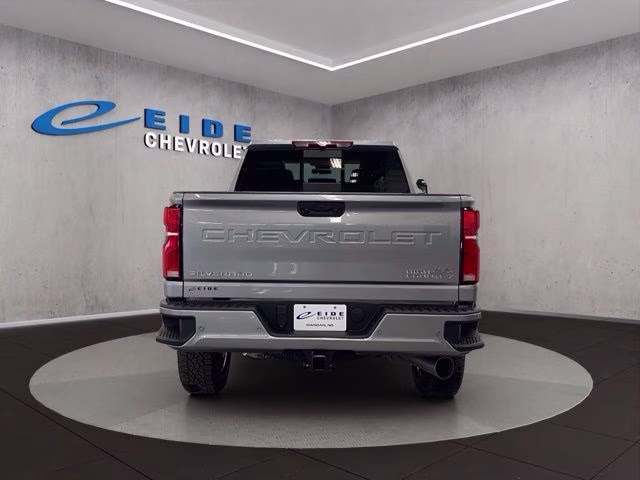 2026 Sterling Gray Metallic Chevrolet Silverado 3500HD High Country 4X4 Truck