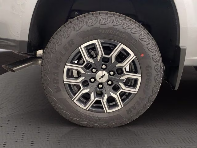 2026 Sterling Gray Metallic Chevrolet Colorado Z71 4X4 Truck