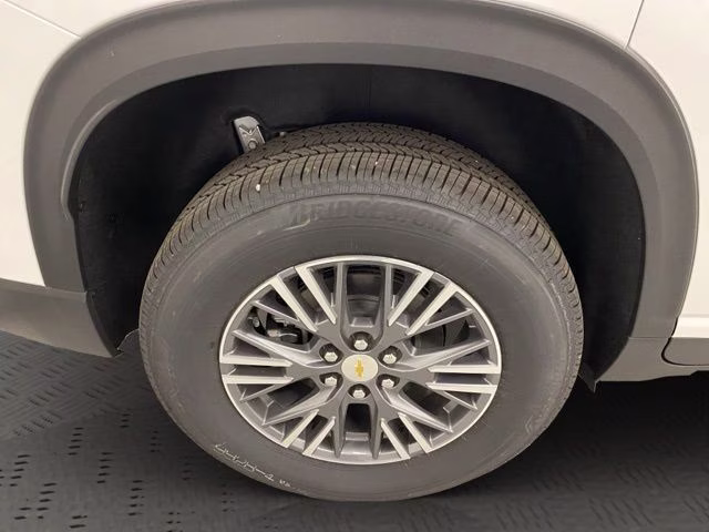 2026 Summit White Chevrolet Traverse LT AWD SUV