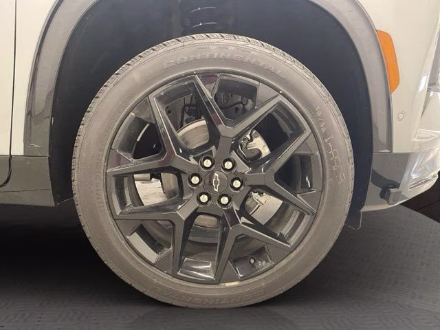2026 Sterling Gray Metallic Chevrolet Traverse RS AWD SUV