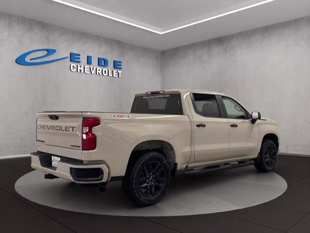 2026 Summit White Chevrolet Silverado 1500 Custom 4X4 Truck