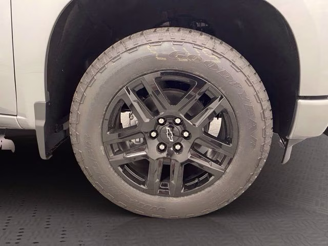 2026 Sterling Gray Metallic Chevrolet Silverado 1500 Custom 4X4 Truck