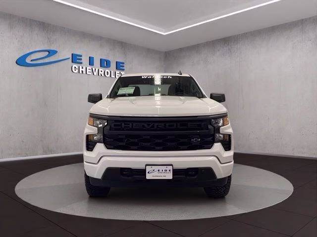 2026 Summit White Chevrolet Silverado 1500 Custom 4X4 Truck