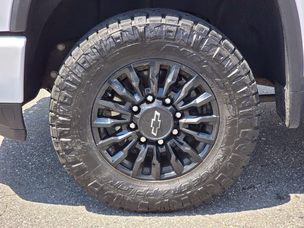 2024 Summit White Chevrolet Silverado 2500HD LTZ 4X4 Truck