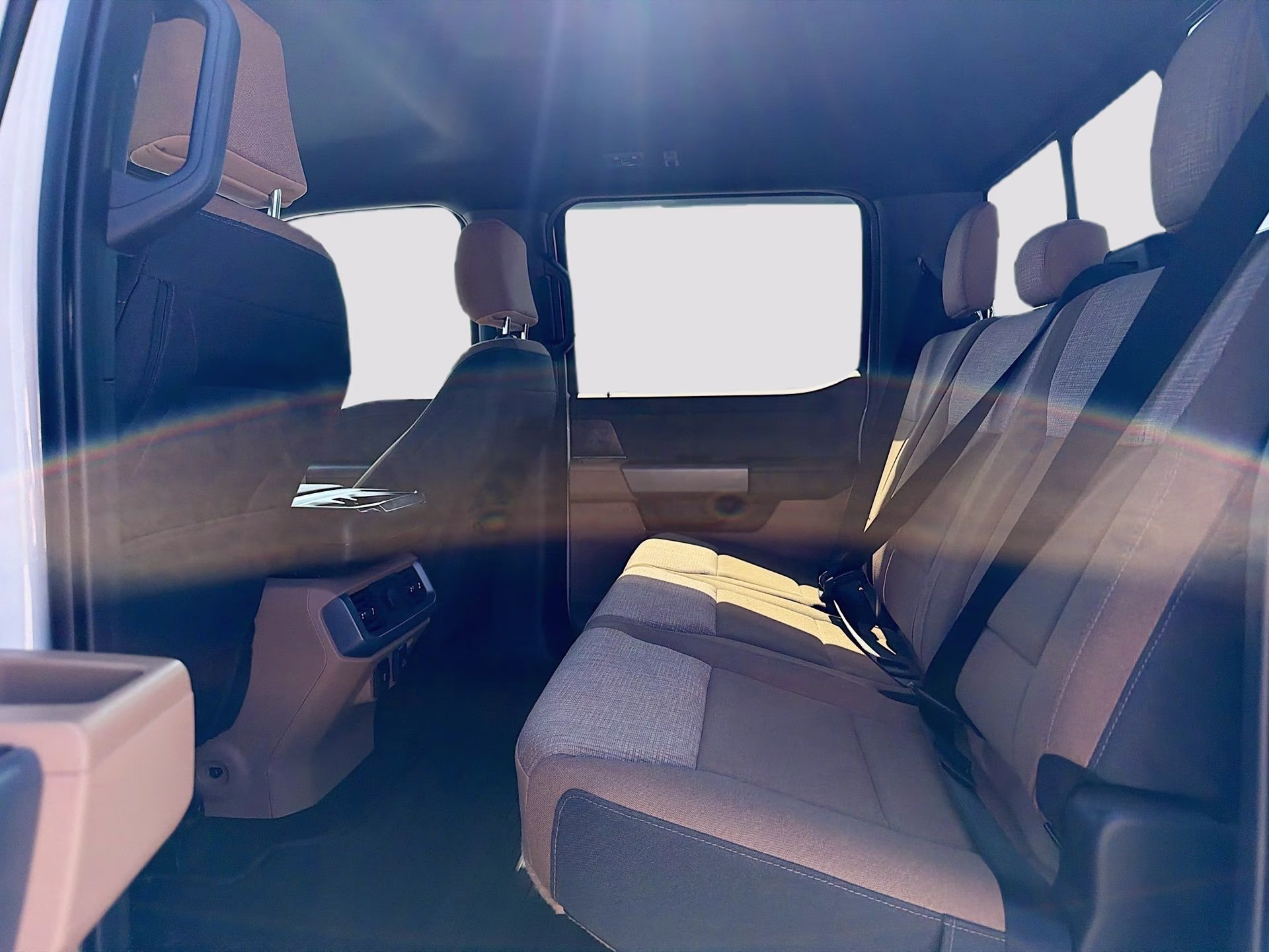 2023 Oxford White Ford F-150 XLT 4X4 Truck