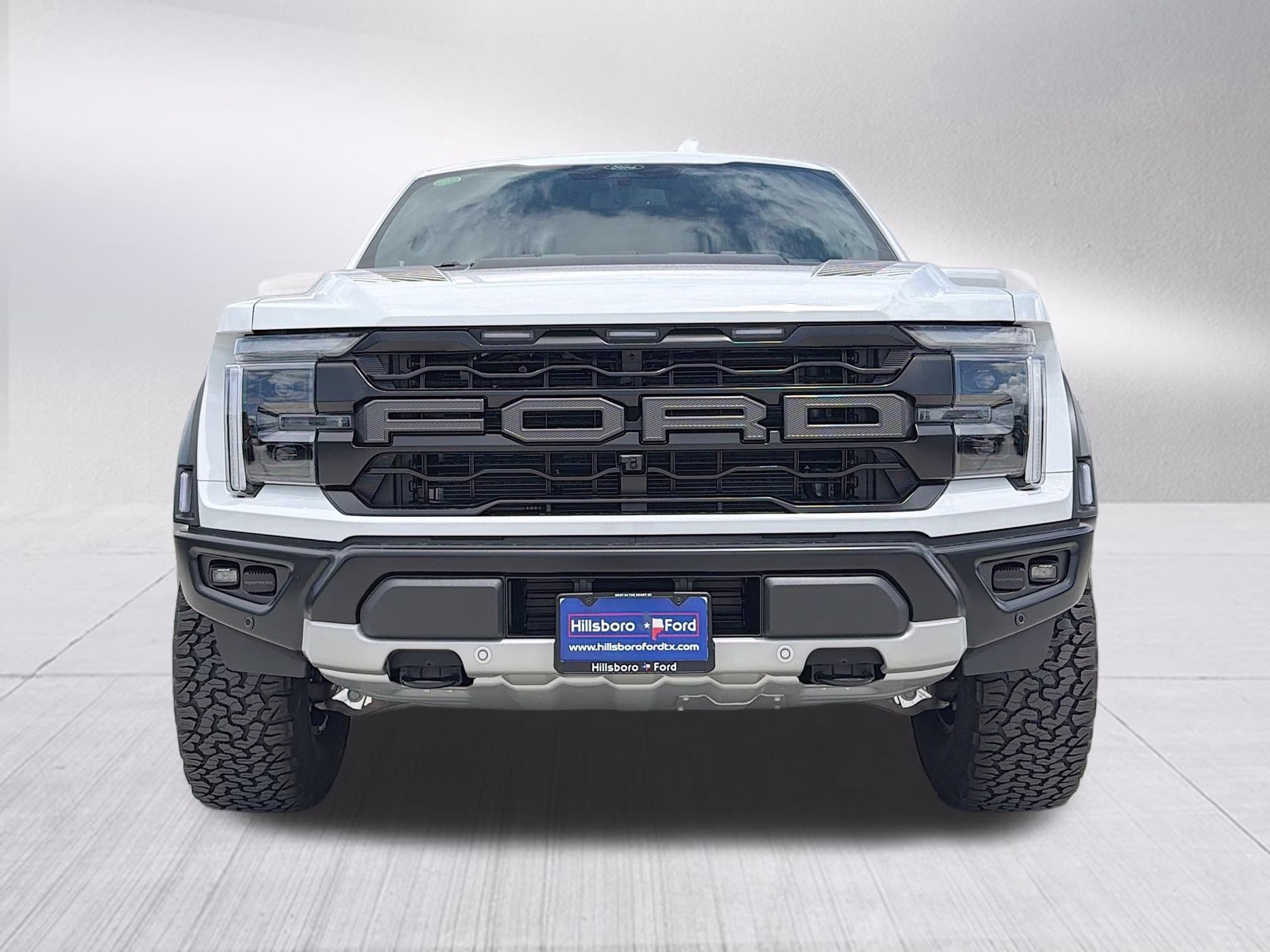 2026 Oxford White Ford F-150 Raptor 4X4 Truck