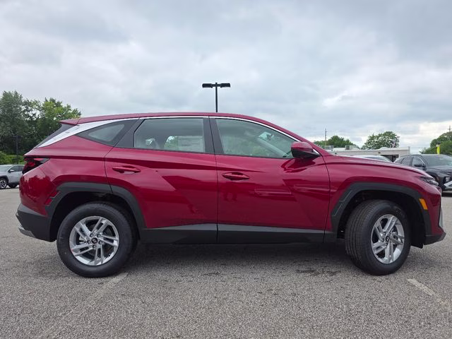2026 Ultimate Red Hyundai Tucson SE AWD SUV