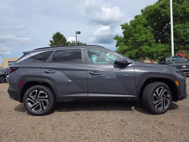 2026 Ecotronic Gray Hyundai Tucson SEL Plus AWD SUV
