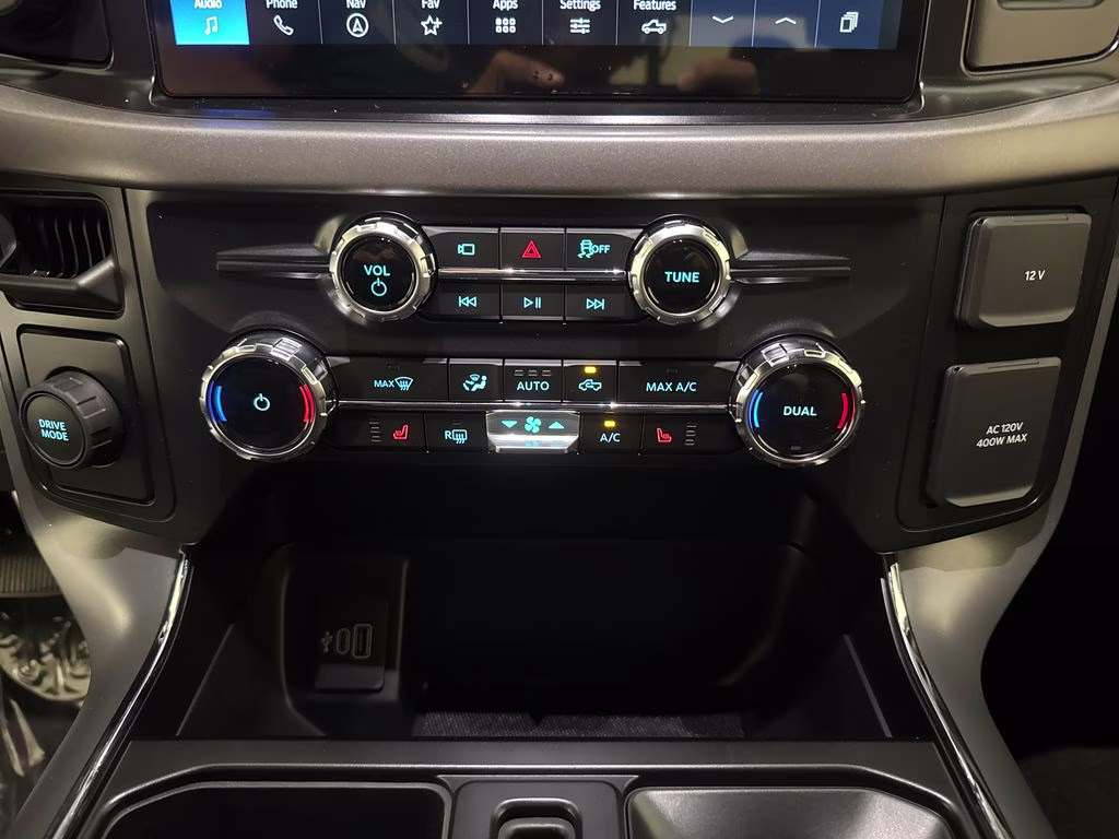 2026 Oxford White Ford F-150 XLT RWD Truck