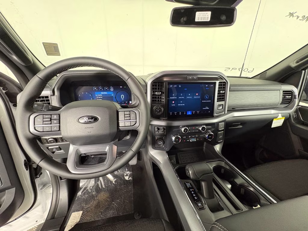2026 Oxford White Ford F-150 XLT 4X4 Truck