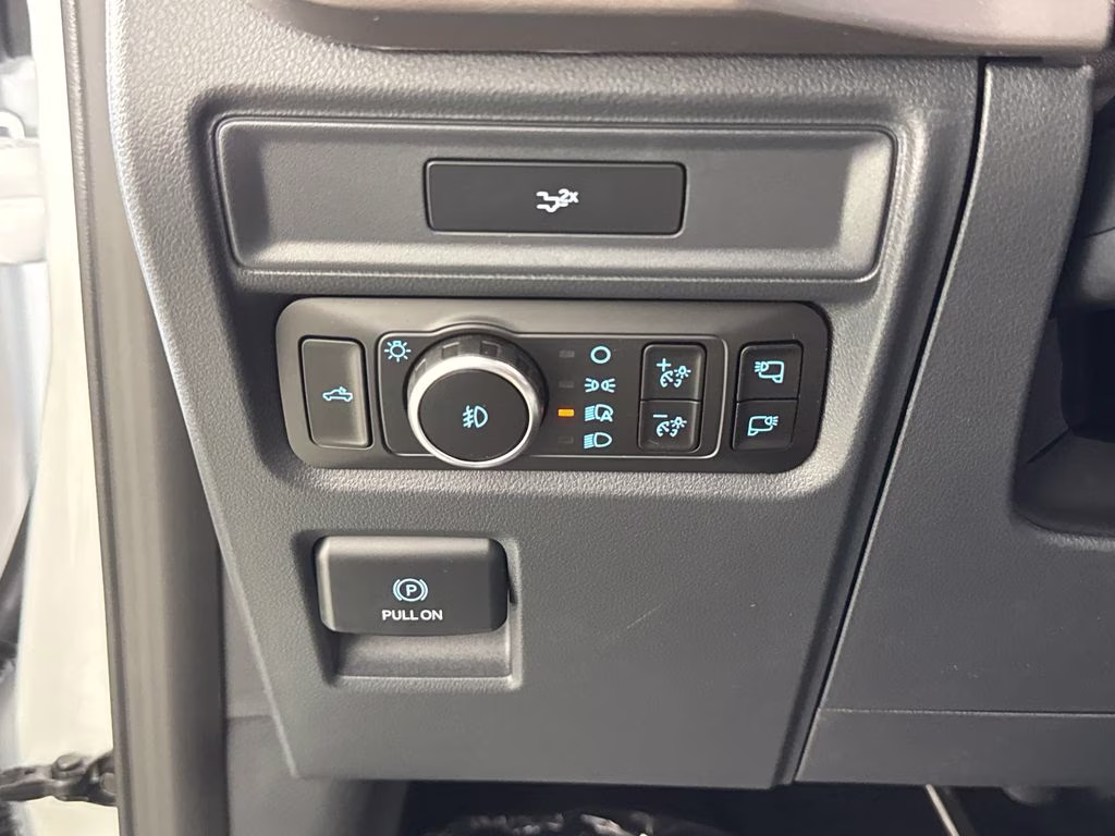 2026 Oxford White Ford F-150 XLT RWD Truck