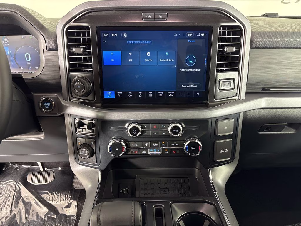 2026 Oxford White Ford F-150 XLT 4X4 Truck