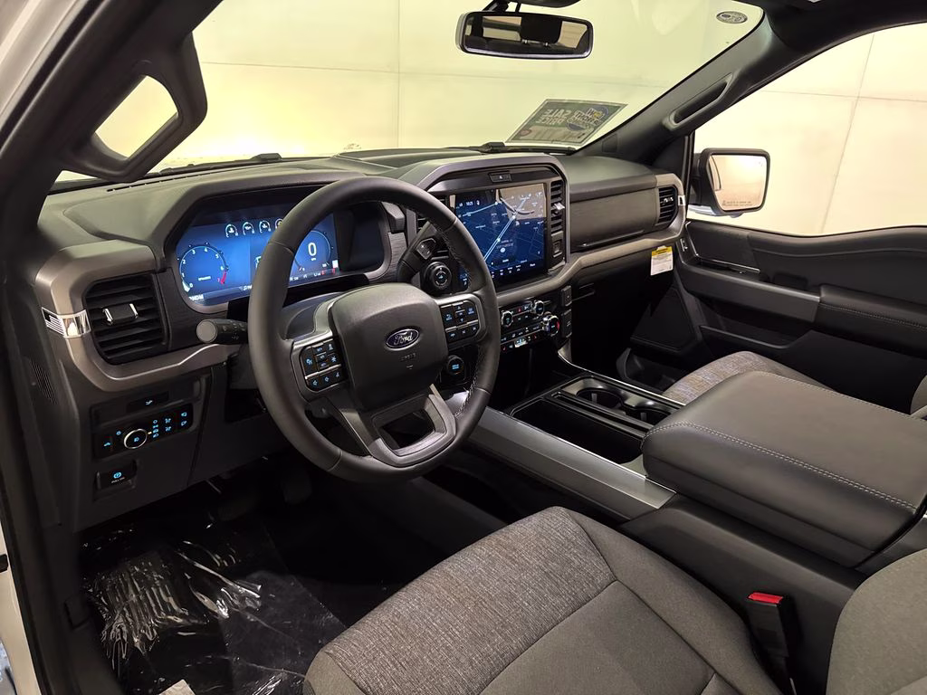 2026 Oxford White Ford F-150 XLT RWD Truck
