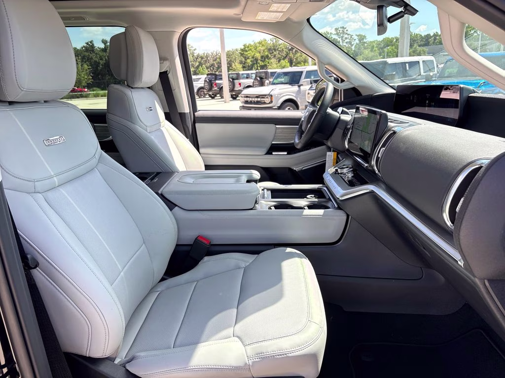 2026 Black Metallic Ford Expedition Platinum 4X4 SUV
