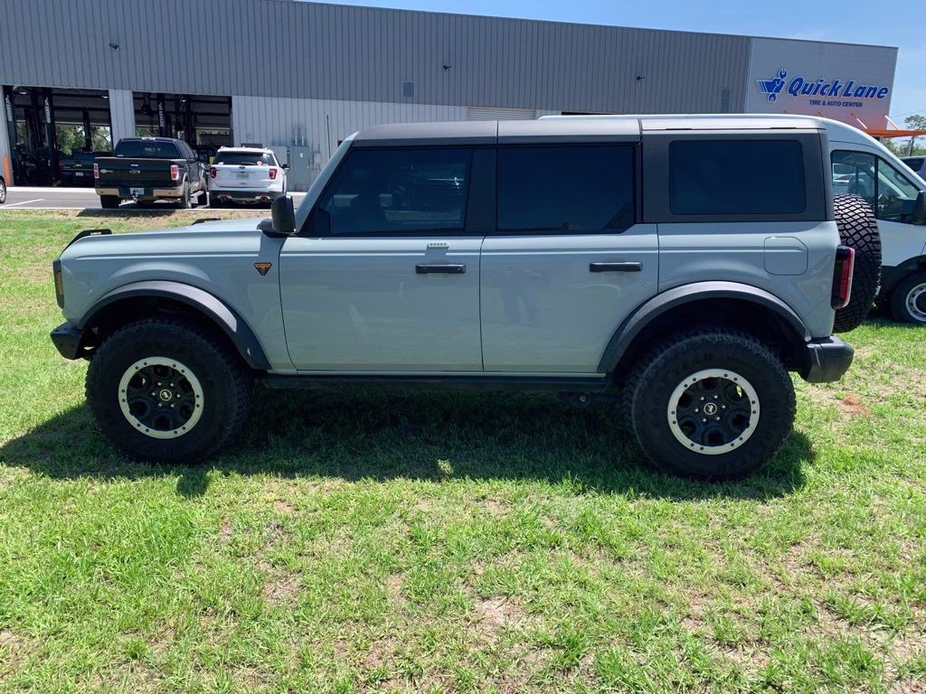 2022 Cactus Ford Bronco Badlands 4X4 SUV