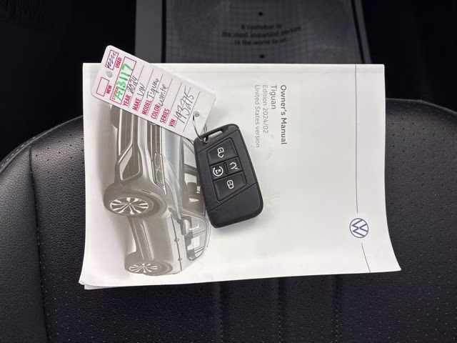 2024 White Volkswagen Tiguan 2.0T SE AWD SUV