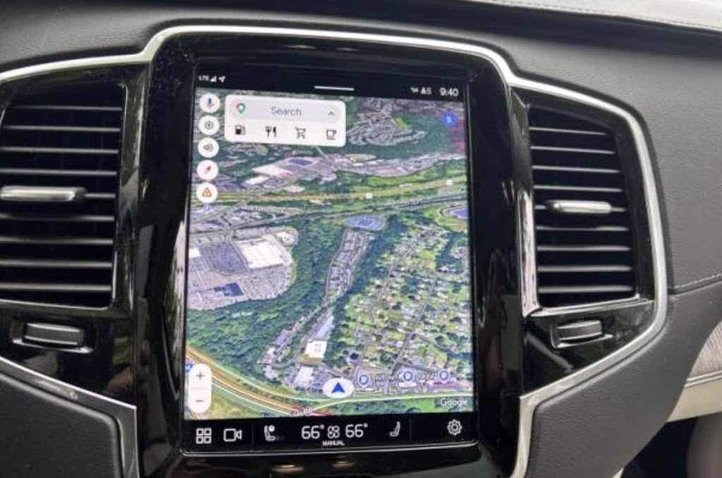 2023 Silver Dawn Metallic Volvo XC90 Ultimate AWD SUV