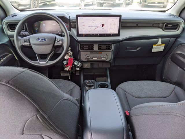 2026 Oxford White Ford Maverick XL FWD Truck