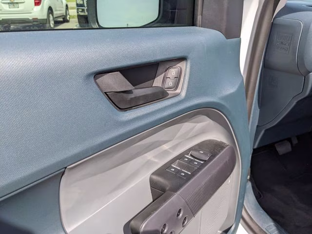 2026 Oxford White Ford Maverick XL FWD Truck