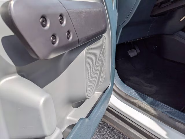 2026 Oxford White Ford Maverick XL FWD Truck