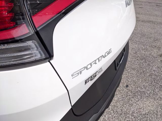 2023 Glacial White Pearl Kia Sportage X-Line AWD SUV