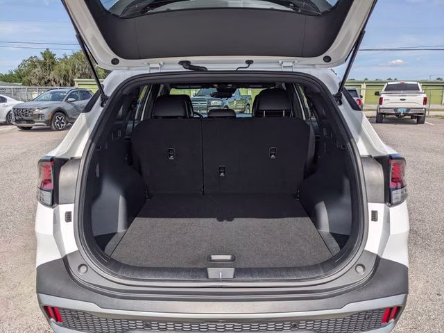 2023 Glacial White Pearl Kia Sportage X-Line AWD SUV