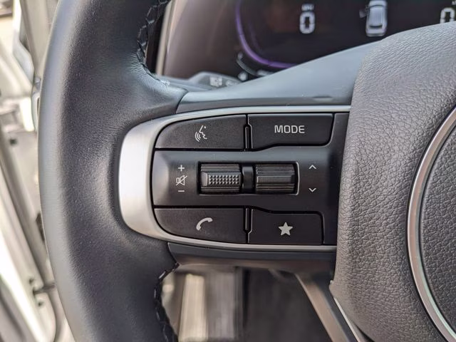 2023 Glacial White Pearl Kia Sportage X-Line AWD SUV