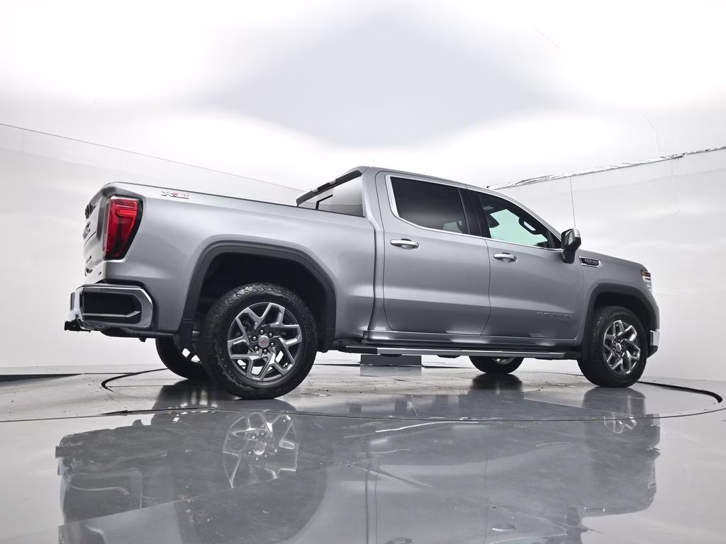 2025 Sterling Metallic GMC Sierra 1500 SLT 4X4 Truck