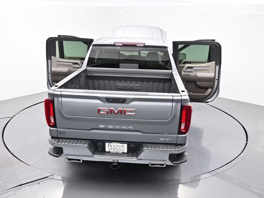 2025 Sterling Metallic GMC Sierra 1500 SLT 4X4 Truck